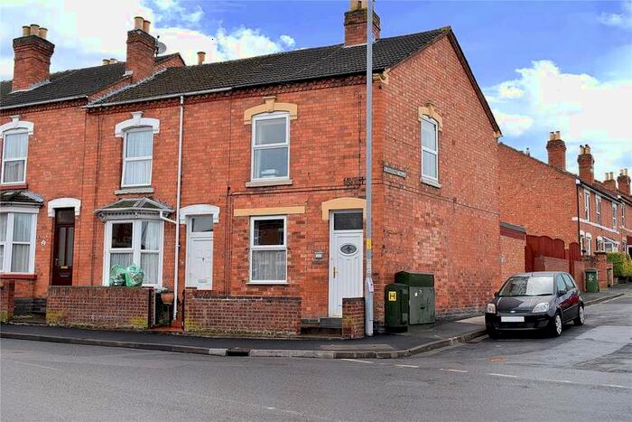 2 Bedroom End Of Terrace House To Rent In Lansdowne Road, Worcester, WR3
