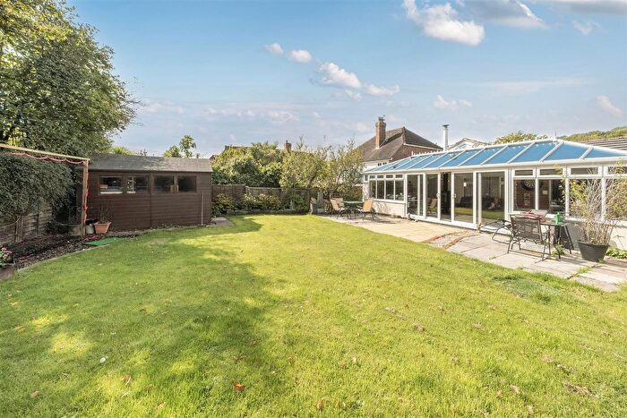 3 Bedroom Semi-detached Bungalow For Sale In Headcorn Road, Grafty Green, Maidstone, ME17