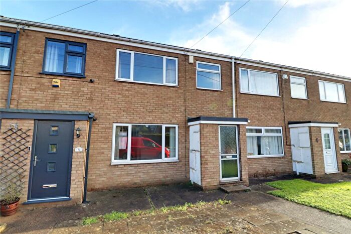 3 Bedroom Terraced House For Sale In Ancaster Court, Scunthorpe, Lincolnshire, DN17