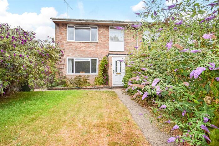 3 Bedroom End Of Terrace House To Rent In Aston Close, Pewsey, Wiltshire, SN9