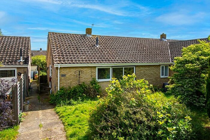2 Bedroom Semi-Detached Bungalow For Sale In Sheffield Road, Wymondham, NR18