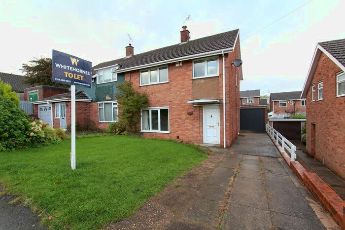 3 Bedroom Semi-Detached House To Rent In Raleigh Drive, Burncross, S35