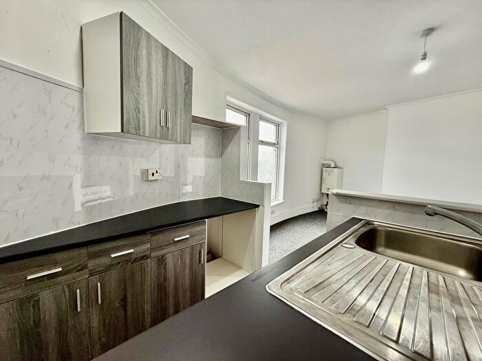 1 Bedroom Flat To Rent In Fawcett Road, Southsea, PO4