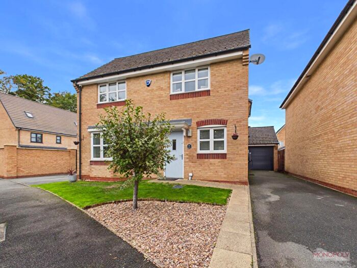 4 Bedroom Detached House For Sale In Pentre Court, Wrexham, LL11