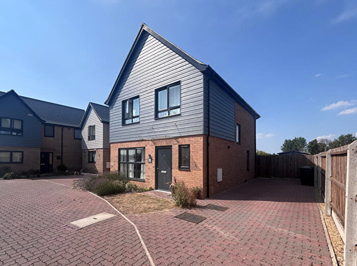 3 Bedroom Semi Detached House For Sale In Orchid Fields, Chettisham, Cambridgeshire, CB6