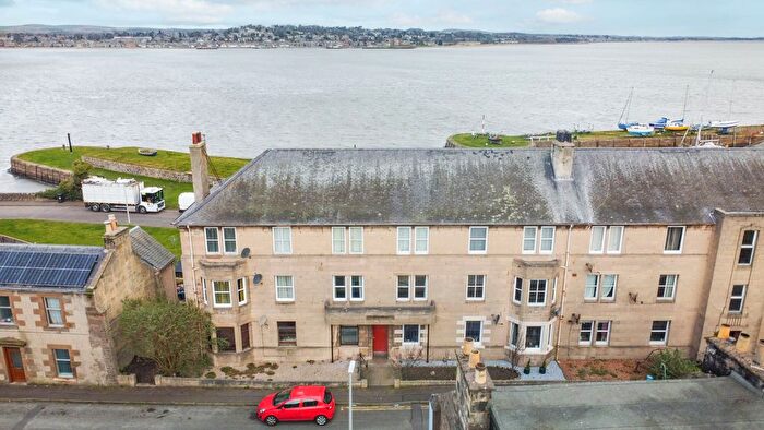3 Bedroom Flat For Sale In Jubilee Buildings, Tayport, DD6