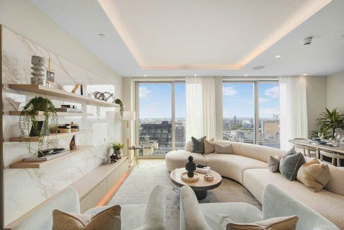 3 Bedroom Penthouse For Sale In The Haydon, London, EC3N