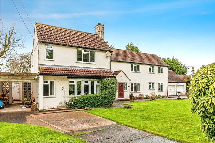 4 Bedroom Detached House For Sale In Kenn Road, Kenn, Clevedon, Somerset, BS21