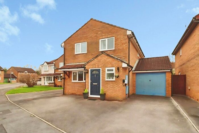 4 Bedroom Detached House For Sale In Parnall Crescent, Yate, Bristol, BS37