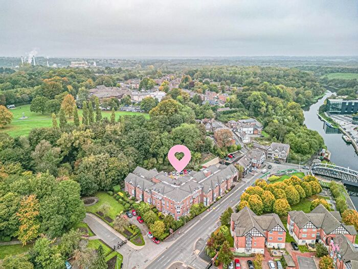 2 Bedroom Flat For Sale In Castle Street, Northwich, CW8