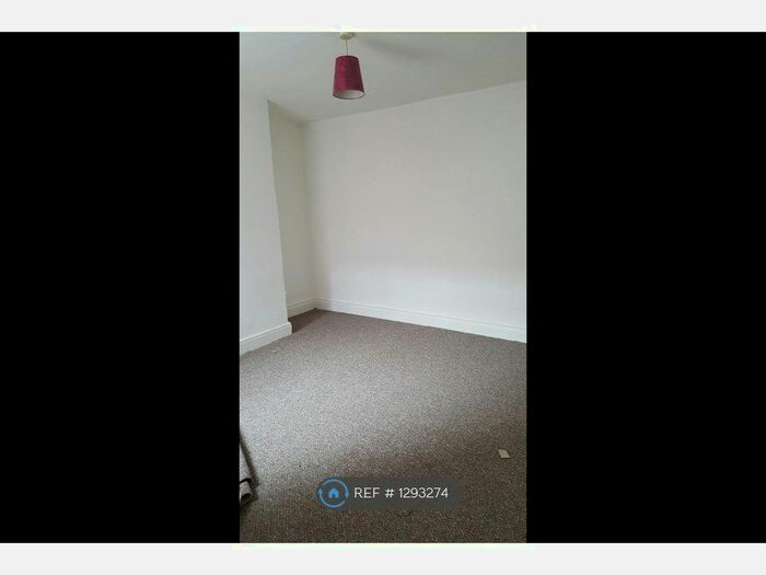 1 Bedroom Flat To Rent In Disraeli Street, Blyth NE24