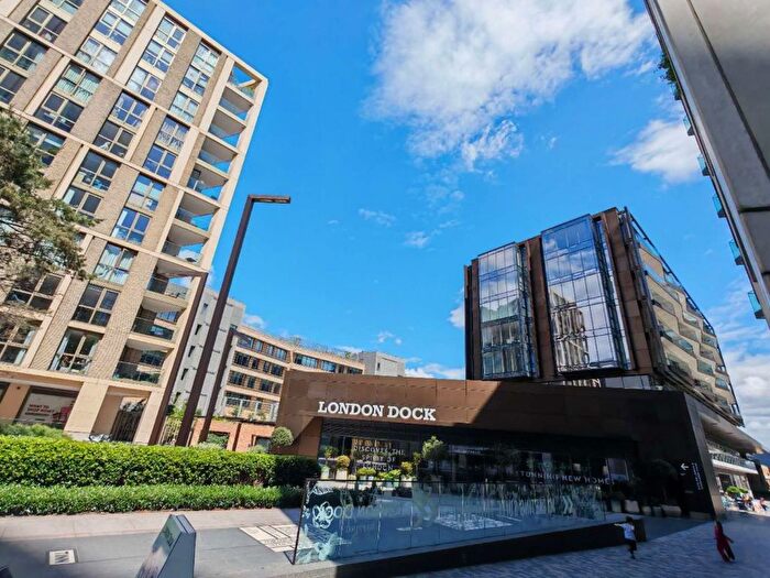 2 Bedroom Flat To Rent In Merino Gardens, London, E1W