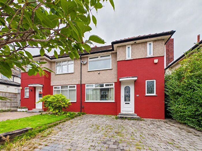 3 Bedroom Semi-Detached House For Sale In Heyscroft Road, Liverpool, Merseyside, L25