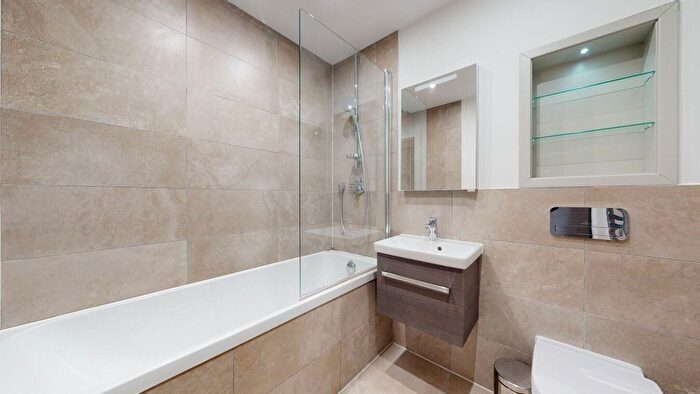 3 Bedroom Flat To Rent In Olympic Way, Wembley, HA9
