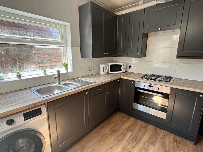 3 Bedroom House To Rent In Milnthorpe Street, Salford, M6