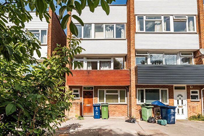 6 Bedroom End Terrace House For Sale In Horwood Close, Headington, Oxford, OX3