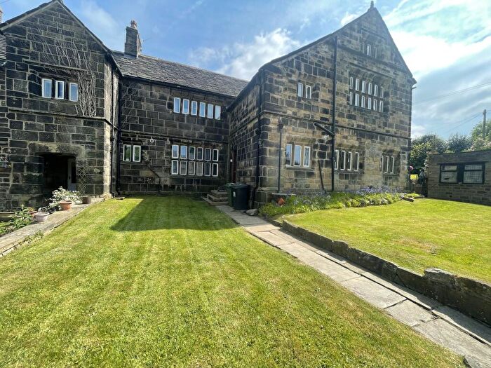 3 Bedroom House To Rent In Linfit Fold, Linthwaite, Slaithwaite, HD7