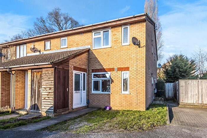 1 Bedroom Maisonette To Rent In Slough, Berkshire, SL1