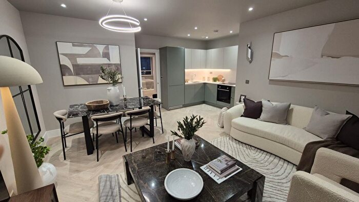 1 Bedroom Flat For Sale In Apartment, Gateway Residence, Stevenage, SG1