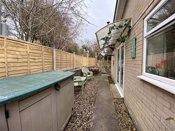 1 Bedroom Semi-Detached Bungalow To Rent In Compton Court, Long Compton, CV36