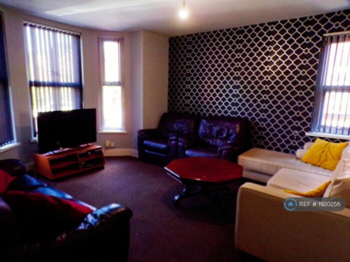 9 Bedroom Semi Detached House To Rent In Everett Road, Manchester, M20