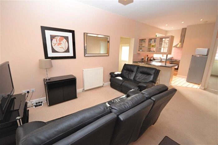 2 Bedroom Apartment To Rent In Albion Road, Kettering, NN16