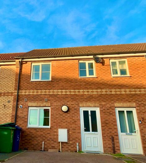 3 Bedroom Property To Rent In Stephenson Close, March PE15