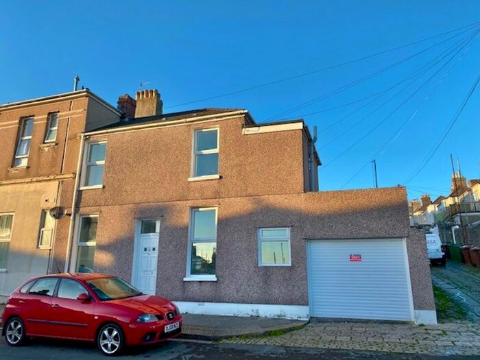 2 Bedroom Semi-Detached House To Rent In Sea View Avenue, Plymouth PL4
