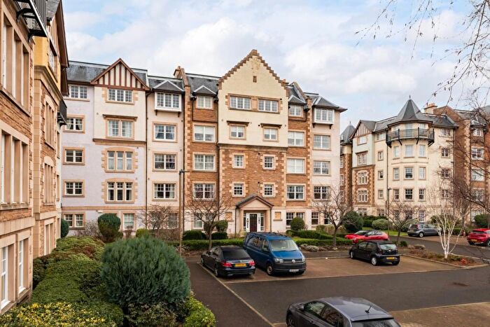 2 Bedroom Flat For Sale In New Cut Rigg, Edinburgh, EH6