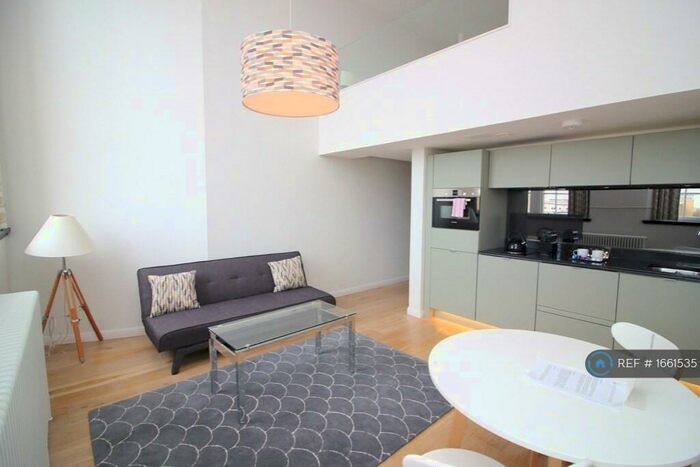 1 Bedroom Flat To Rent In Mcdonald Road, Edinburgh, EH7