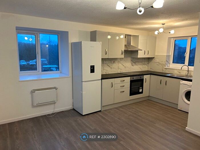 1 Bedroom Flat To Rent In Springwood Crescent, Edgware, HA8