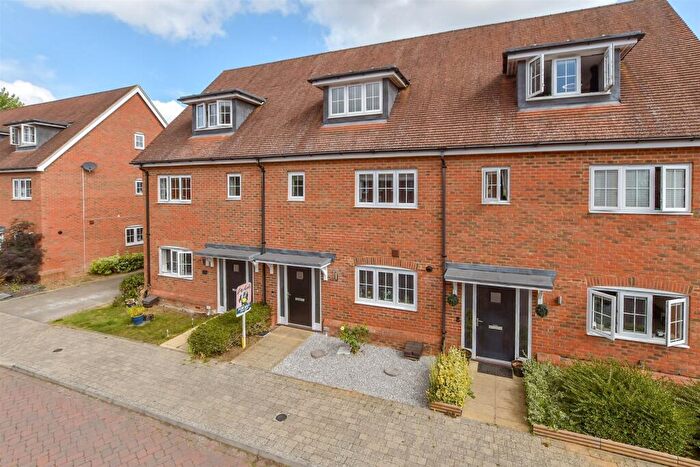 3 Bedroom Terraced House For Sale In Avion Gardens, Kings Hill, West Malling, Kent, ME19