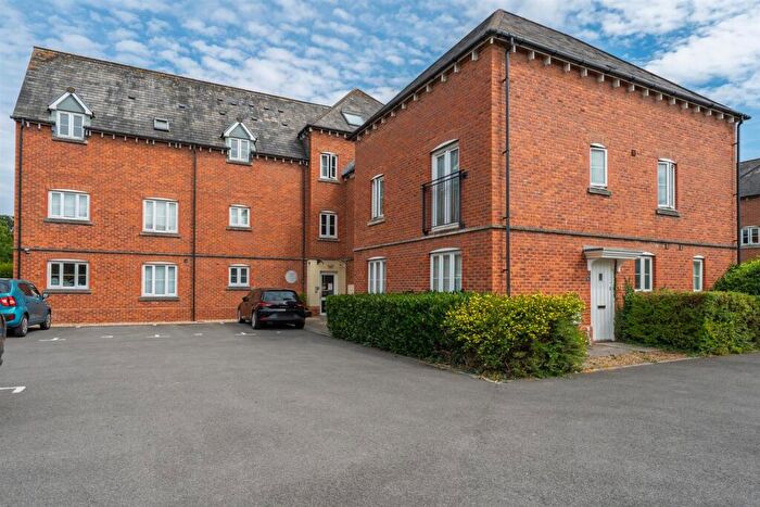1 Bedroom Apartment For Sale In Jamaica Grove, Coedkernew, Newport, NP10