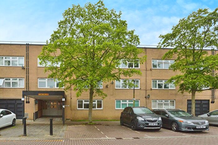 Studio To Rent In North Tenth Street, Milton Keynes, MK9