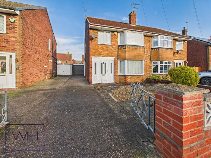 3 Bedroom Semi-Detached House For Sale In Colchester Court, Scawsby, Doncaster, DN5