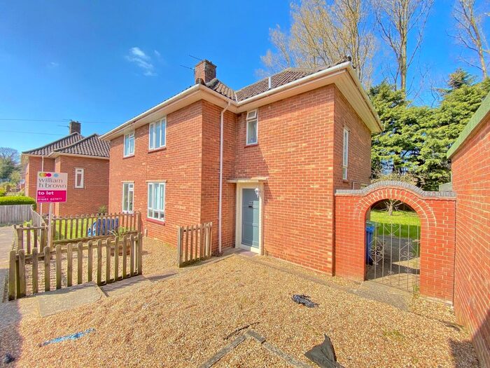 4 Bedroom Semi-Detached House To Rent In Osborne Road, Norwich, NR4