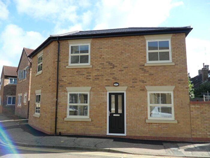 2 Bedroom Flat To Rent In Towler Street, Peterborough, PE1
