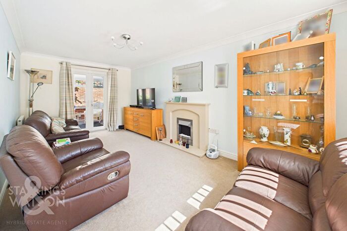 3 Bedroom Detached House For Sale In Grebe Drive, Chedgrave, Norwich, NR14