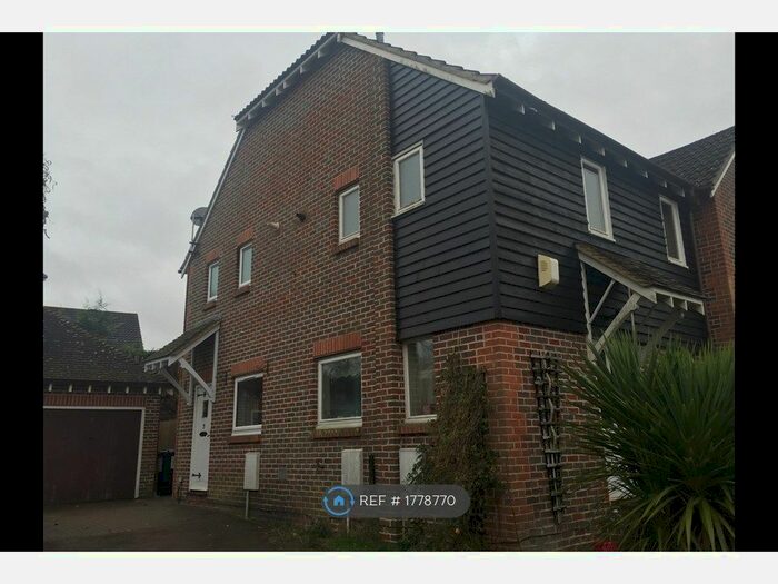 1 Bedroom Terraced House To Rent In Brindles Field, Tonbridge, TN9