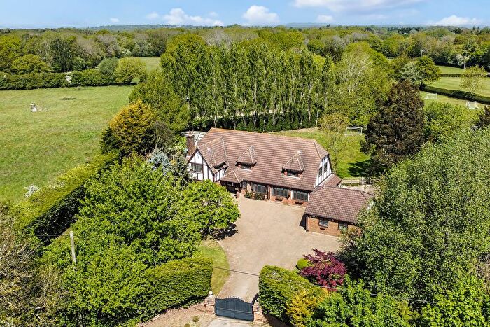 4 Bedroom Detached House For Sale In Jail Lane, Westerham, TN16