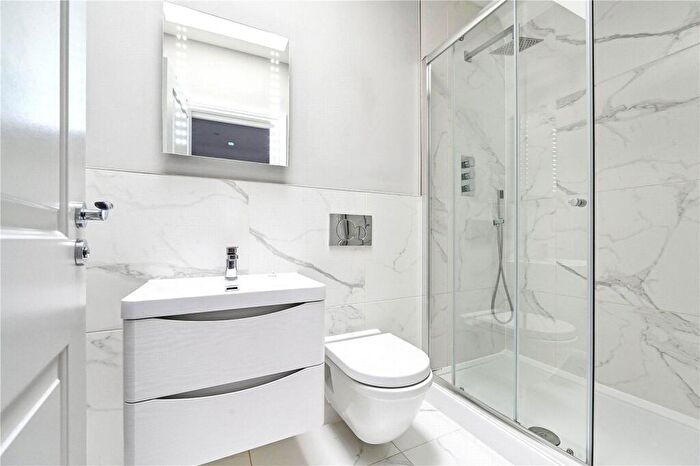 2 Bedroom Apartment For Sale In The Loft, Summersdale Place, Summersdale, Chichester, West Sussex, PO19