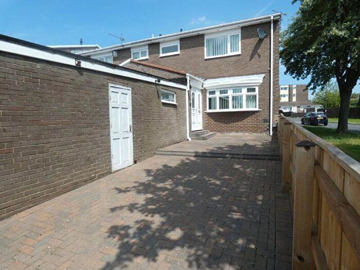 3 Bedroom Terraced House For Sale In Broomlee Road, Killingworth, NE12