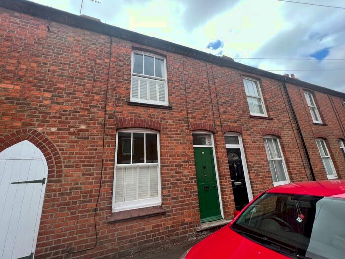3 Bedroom Terraced House To Rent In Coronation Road, Stony Stratford, Milton Keynes, MK11