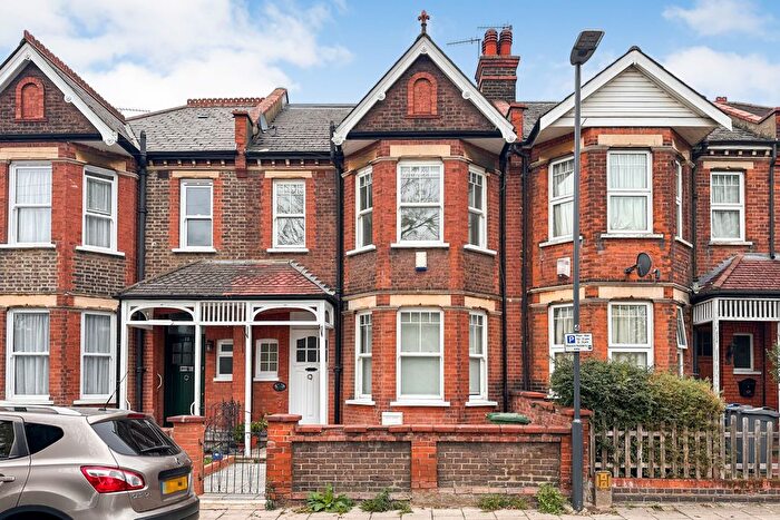 6 Bedroom Block Of Flats For Sale In South Hill Avenue, Harrow, HA2