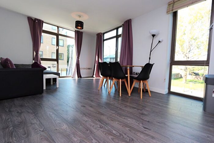 2 Bedroom Flat To Rent In Woolwich Road, London, SE10