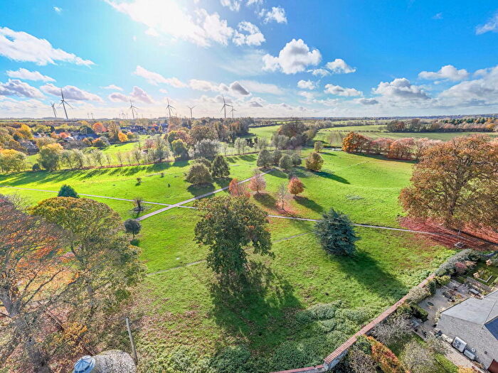 3 Bedroom Barn Conversion For Sale In St Andrews Lane, Cranford, NN14