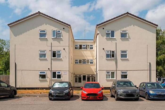 2 Bedroom Flat For Sale In Coed Lee, Coed Eva, Cwmbran, NP44