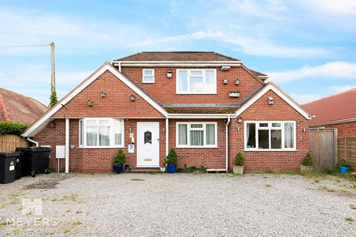 7 Bedroom Bungalow For Sale In East Burton Road, East Burton, BH20