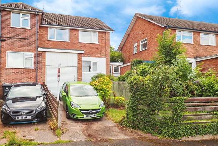 3 Bedroom Semi-Detached House For Sale In Belmont Close, Beeston, Nottingham, Nottinghamshire, NG9
