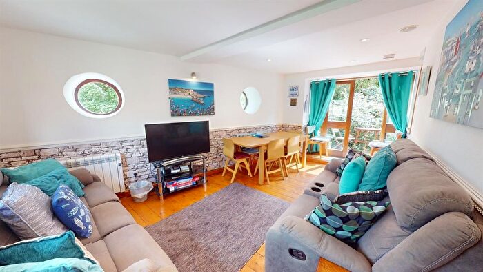 3 Bedroom End Of Terrace House For Sale In Kenegie Manor, Gulval, TR20